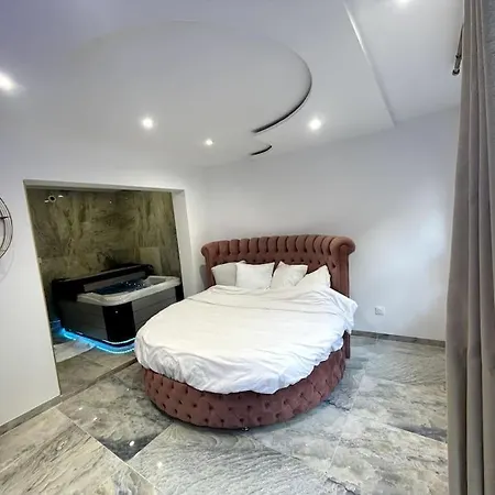Saint-amand - Jacuzzi 2 Places 公寓
